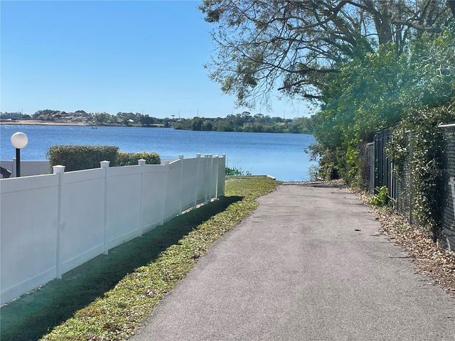 687 LAKE DEXTER CIRCLE, Winter Haven, FL 33884