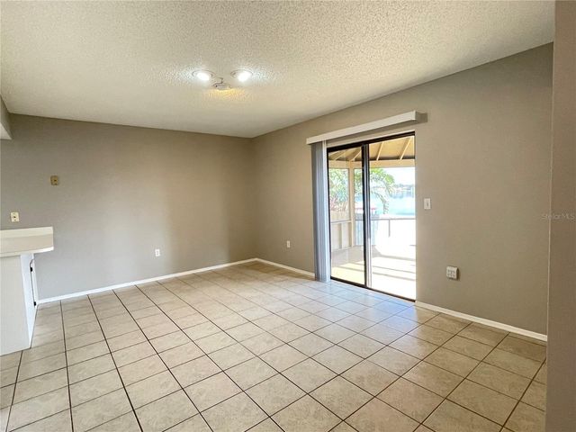 687 LAKE DEXTER CIRCLE, Winter Haven, FL 33884