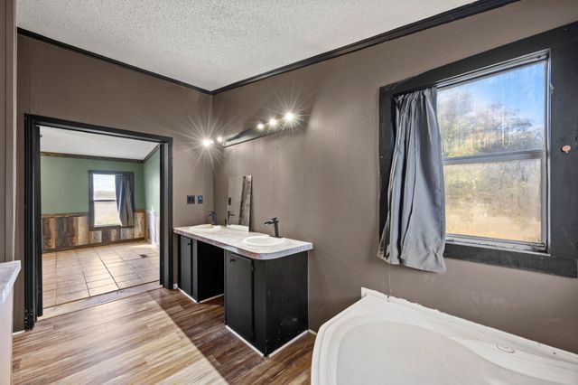 510 Chisholm Hills Drive, New Fairview, TX 76078