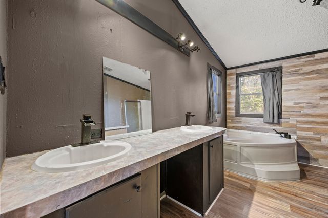 510 Chisholm Hills Drive, New Fairview, TX 76078