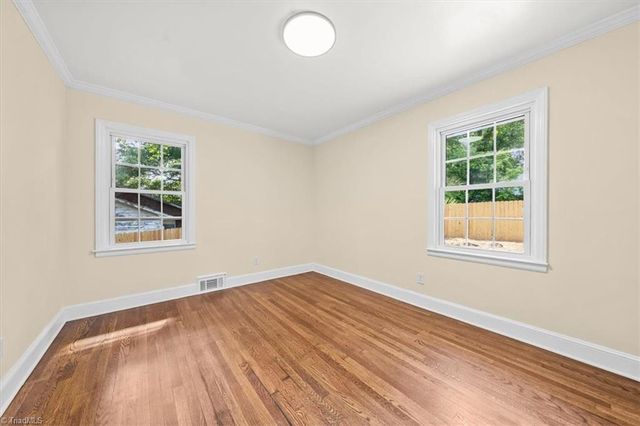 3764 Yarbrough Avenue, Winston-salem, NC 27106