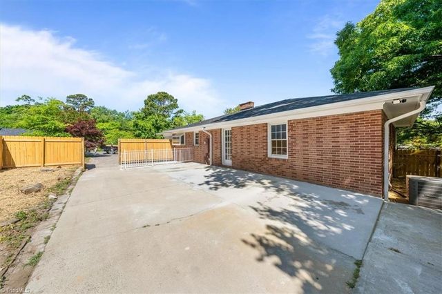 3764 Yarbrough Avenue, Winston-salem, NC 27106