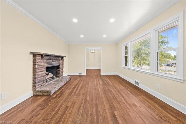 3764 Yarbrough Avenue, Winston-salem, NC 27106