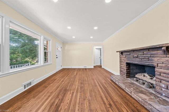 3764 Yarbrough Avenue, Winston-salem, NC 27106