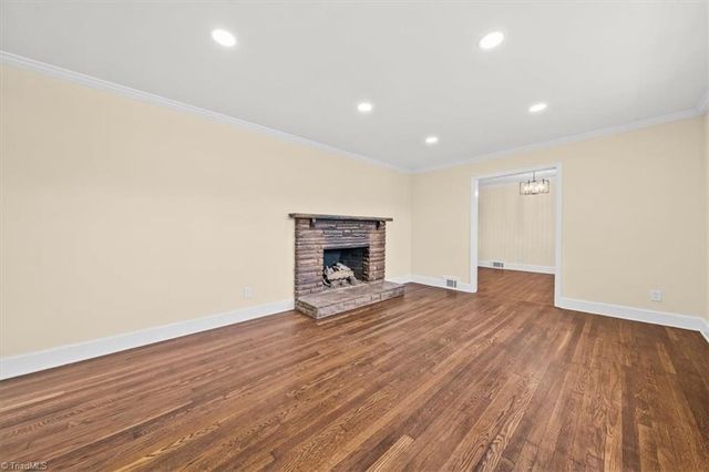 3764 Yarbrough Avenue, Winston-salem, NC 27106
