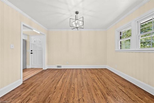 3764 Yarbrough Avenue, Winston-salem, NC 27106