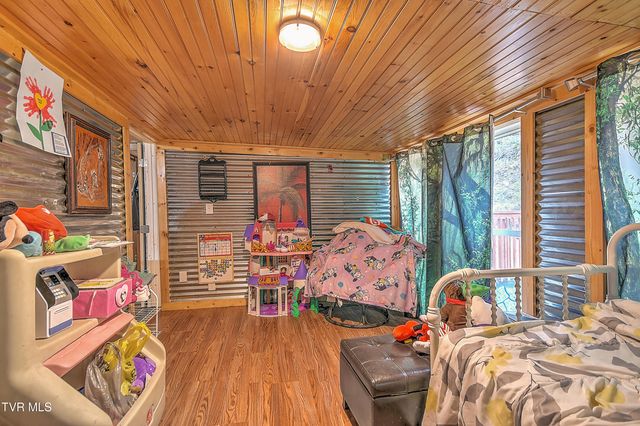 8463-8473 Asheville Highway, Greeneville, TN 37743