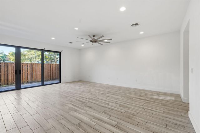 3193 Santa Catalina Place, Greenacres, FL 33467