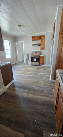 31 Sheffield Street 1st Fl, Waterbury, CT 06704