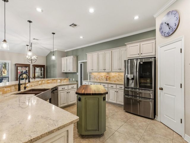 109 Roberts CIR, Georgetown, TX 78633