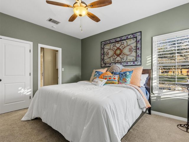 109 Roberts CIR, Georgetown, TX 78633