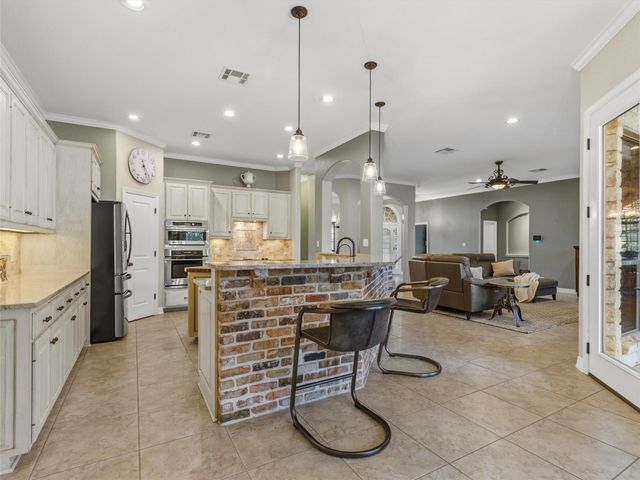 109 Roberts CIR, Georgetown, TX 78633