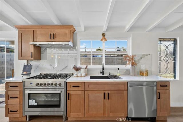 2134 W Romneya Drive, Anaheim, CA 92801