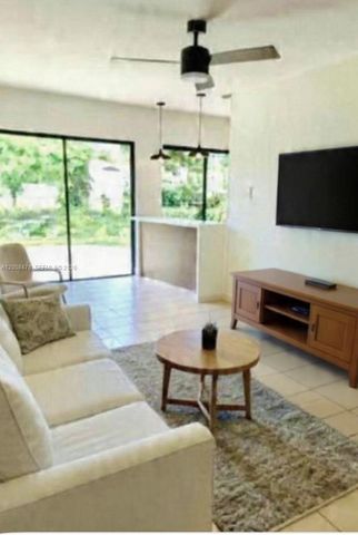 9400 SW 103rd Ave, Miami, FL 33176