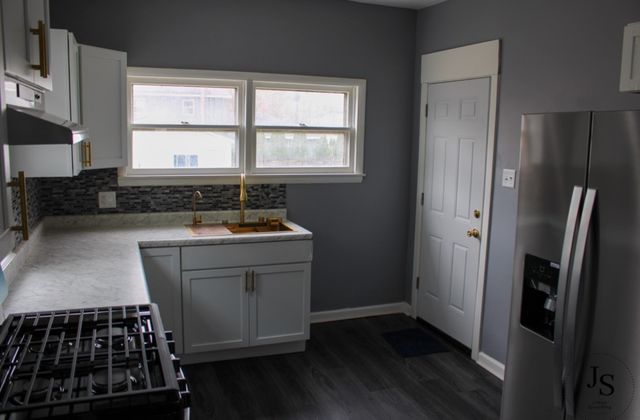 353 S 5th Avenue S, Kankakee, IL 60901