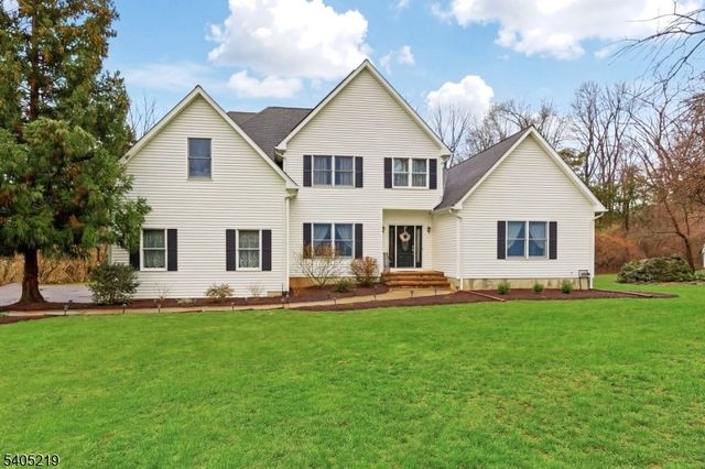 15 Mountainview Dr, Green Twp., NJ 07821