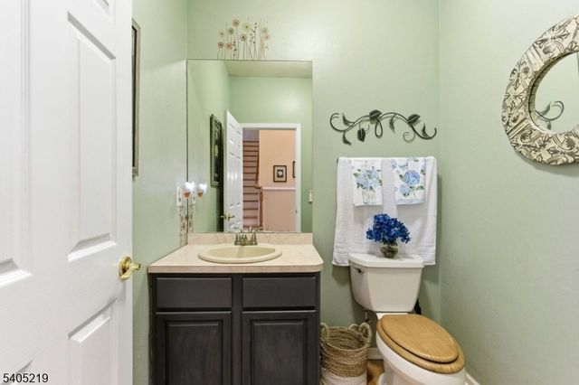 15 Mountainview Dr, Green Twp., NJ 07821