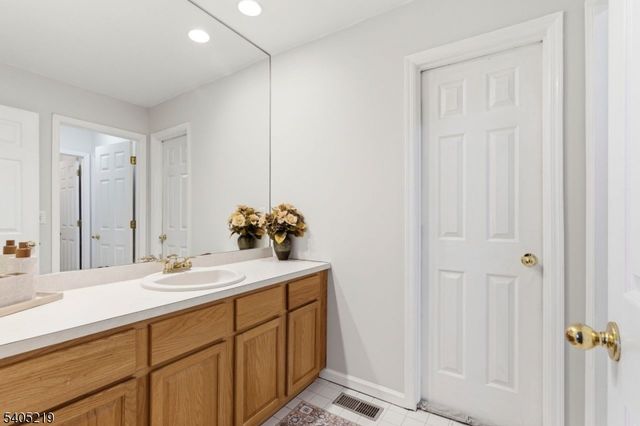 15 Mountainview Dr, Green Twp., NJ 07821