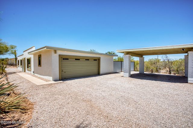 5925 N Calle Tiburon, Tucson, AZ 85704
