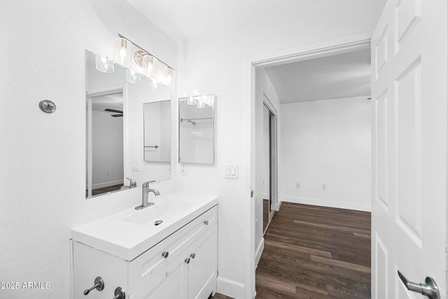 3065 N 67TH Avenue 229, Phoenix, AZ 85033