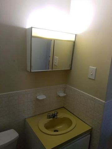 386 Commercial 5B, Boston, MA 02109