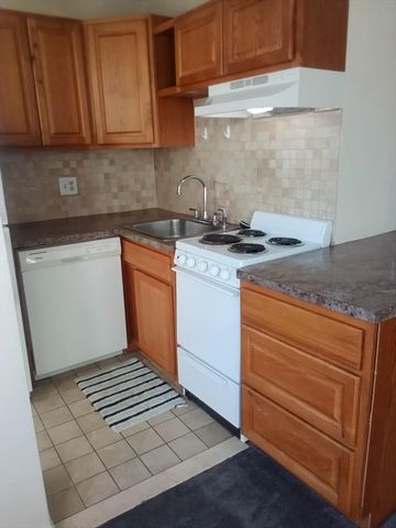 386 Commercial 5B, Boston, MA 02109