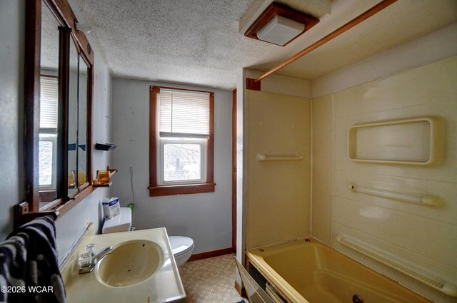 621 Prospect Avenue, Lima, OH 45804