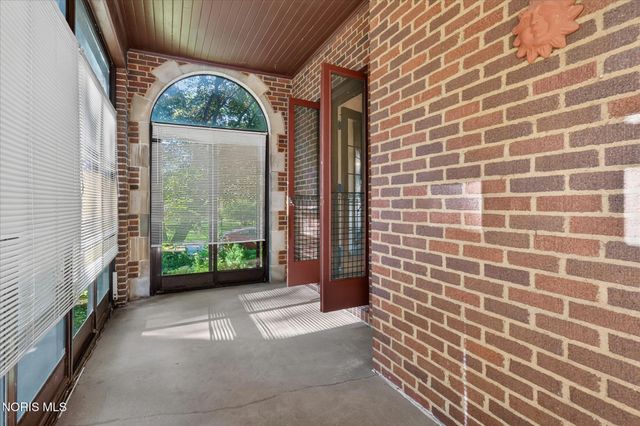 3412 Gallatin Road, Ottawa Hills, OH 43606