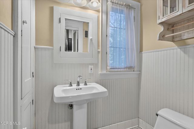 3412 Gallatin Road, Ottawa Hills, OH 43606