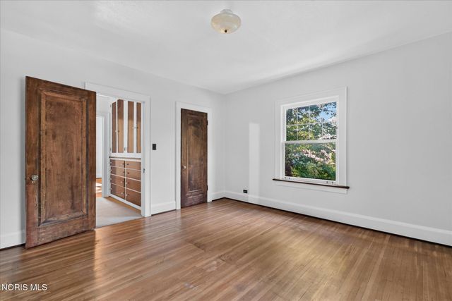 3412 Gallatin Road, Ottawa Hills, OH 43606