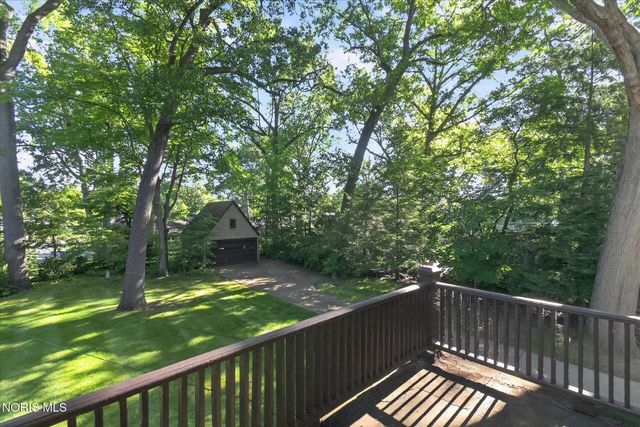 3412 Gallatin Road, Ottawa Hills, OH 43606