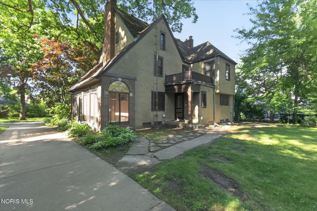 3412 Gallatin Road, Ottawa Hills, OH 43606