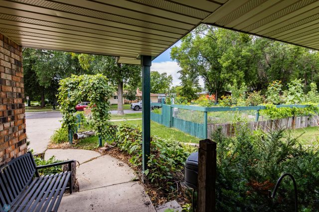 1201 Elm Street N, Fargo, ND 58102