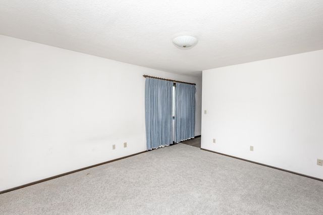 1201 Elm Street N, Fargo, ND 58102