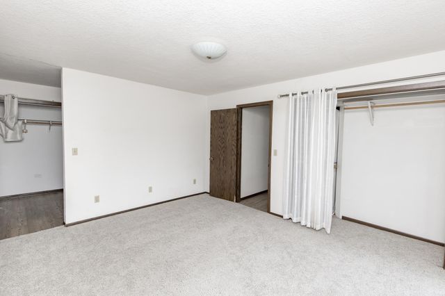 1201 Elm Street N, Fargo, ND 58102