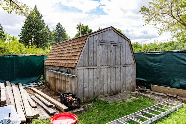 1201 Elm Street N, Fargo, ND 58102