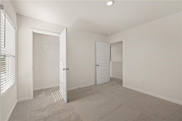 242 Storm Lane, Hoschton, GA 30548