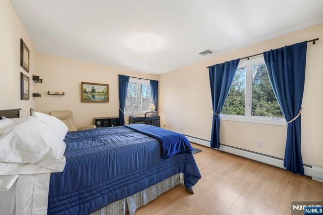 5 High Mountain Drive, Montville Township, NJ 07045