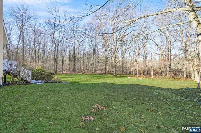 5 High Mountain Drive, Montville Township, NJ 07045