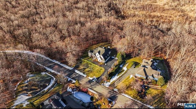 5 High Mountain Drive, Montville Township, NJ 07045