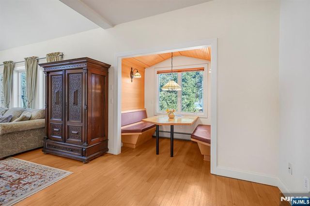 5 High Mountain Drive, Montville Township, NJ 07045