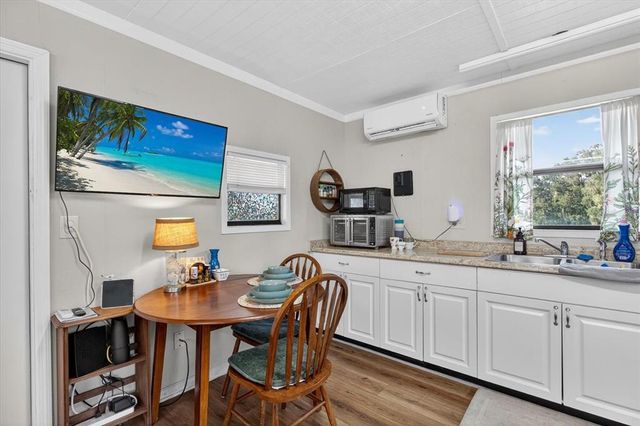 1704 STREETMAN ACRE LANE, Lithia, FL 33547