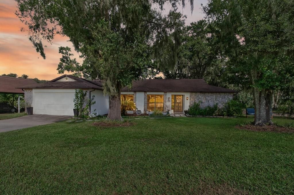 1704 STREETMAN ACRE LANE, Lithia, FL 33547