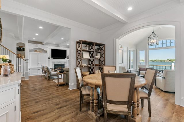 14307 Shady Beach Trail NE, Prior Lake, MN 55372