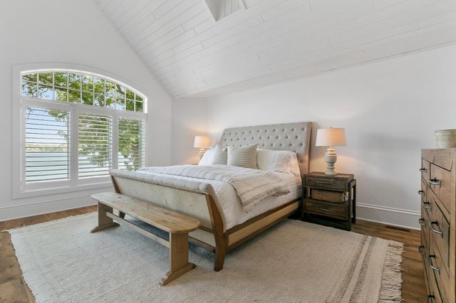 14307 Shady Beach Trail NE, Prior Lake, MN 55372