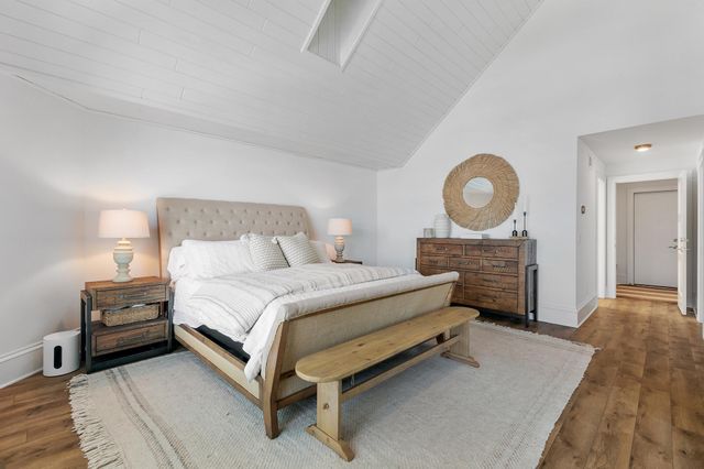 14307 Shady Beach Trail NE, Prior Lake, MN 55372