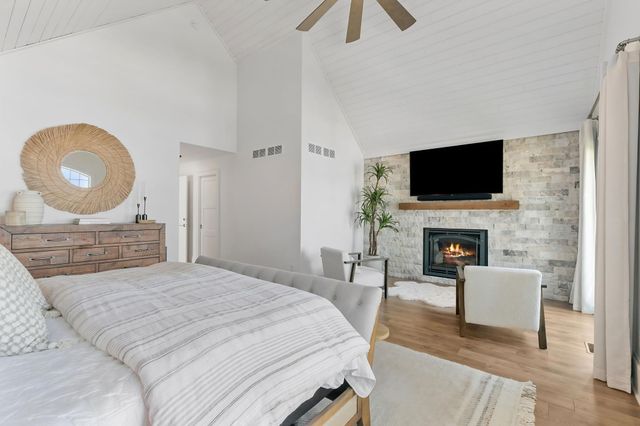 14307 Shady Beach Trail NE, Prior Lake, MN 55372