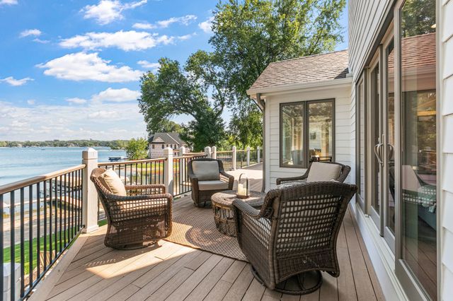 14307 Shady Beach Trail NE, Prior Lake, MN 55372