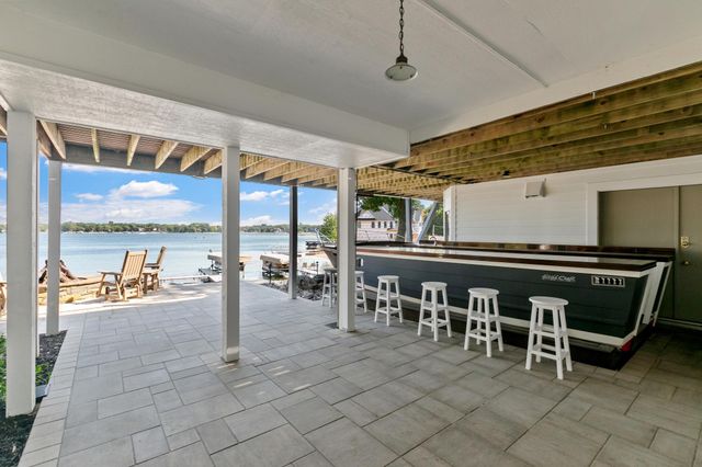 14307 Shady Beach Trail NE, Prior Lake, MN 55372