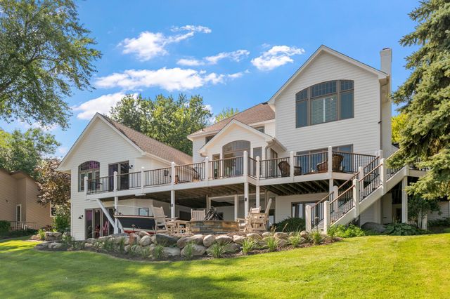 14307 Shady Beach Trail NE, Prior Lake, MN 55372